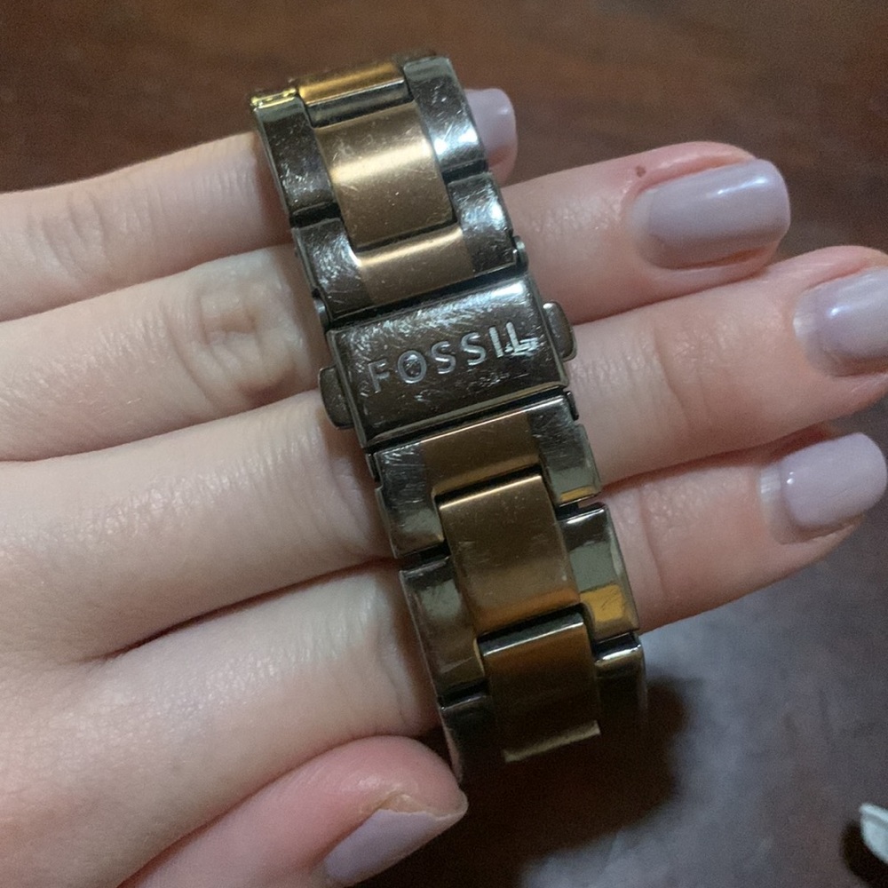 Fossil Watch - Picture 3 of 3